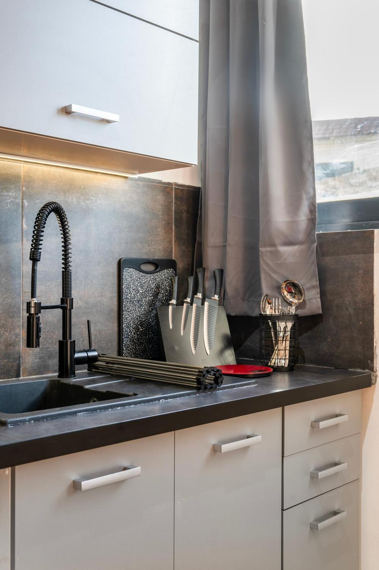 Apartment Athena's Forge