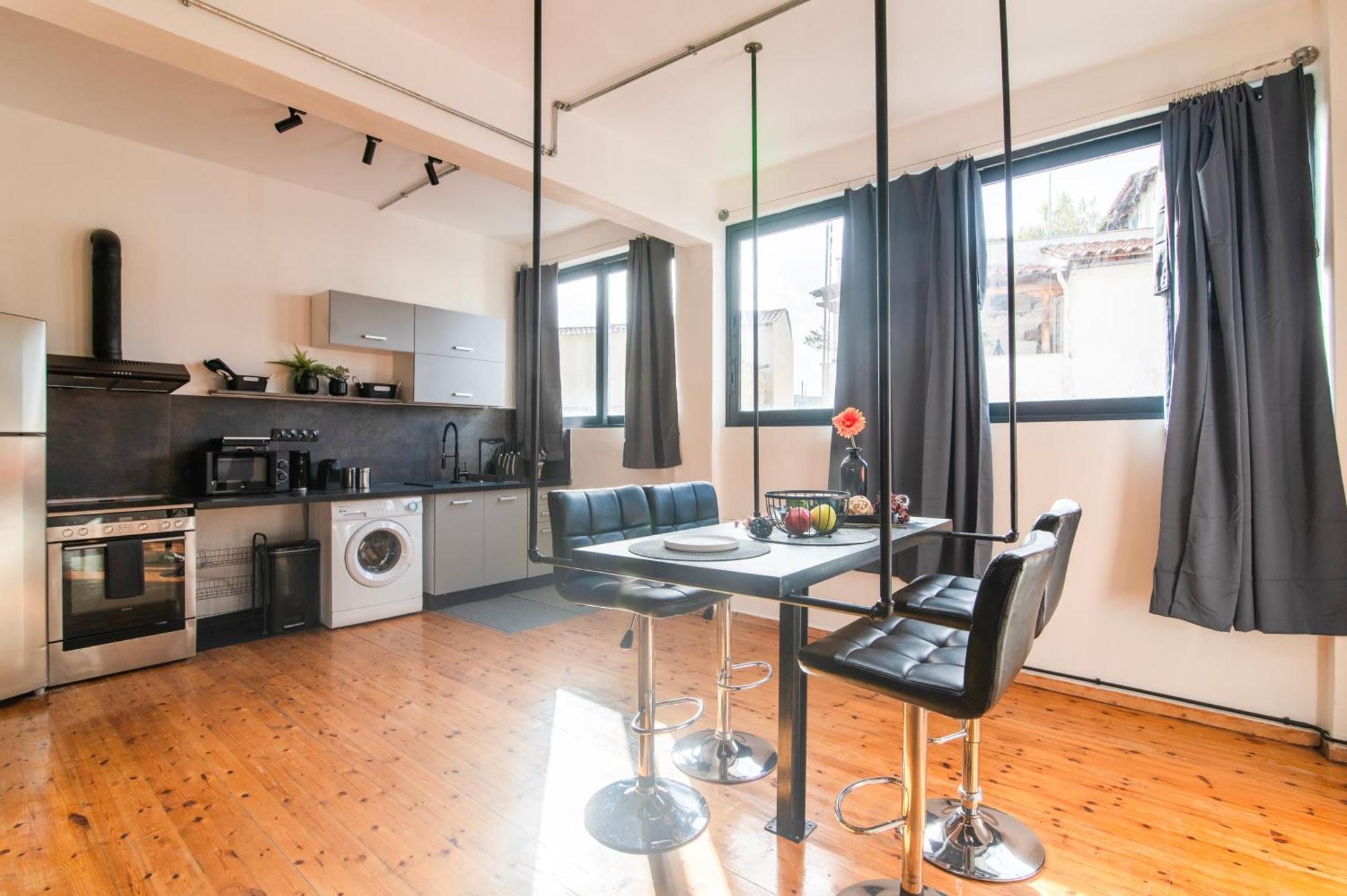 Athena's Forge Apartment Athen